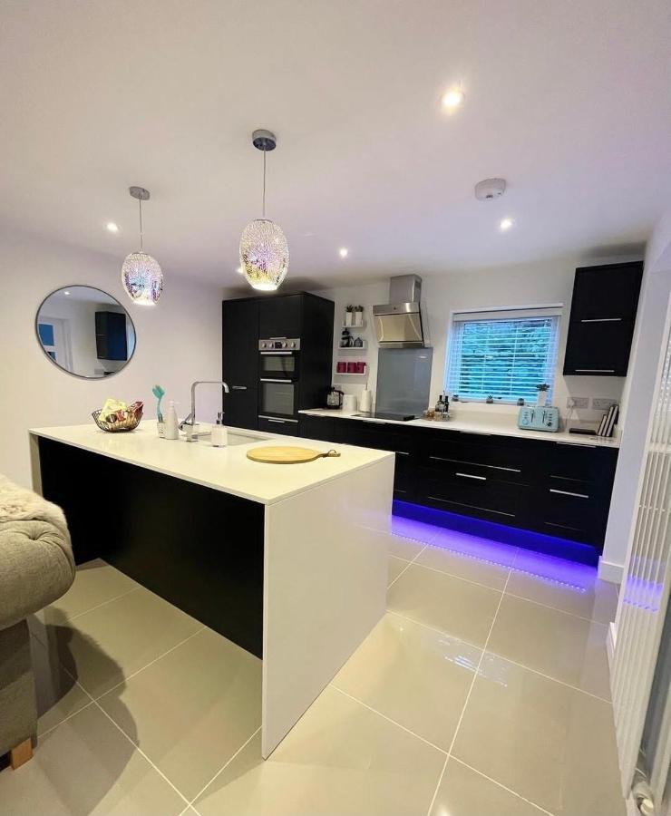 Llanberis Lodges Екстериор снимка