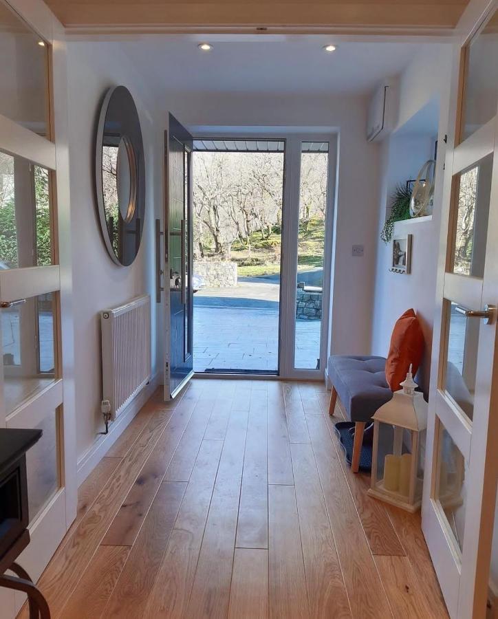 Llanberis Lodges Екстериор снимка