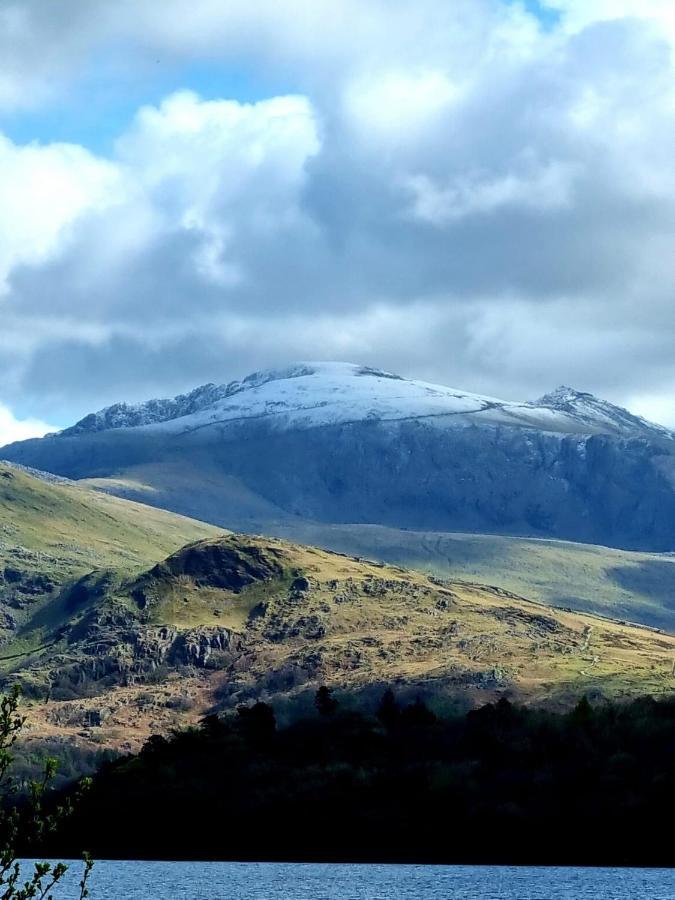 Llanberis Lodges Екстериор снимка