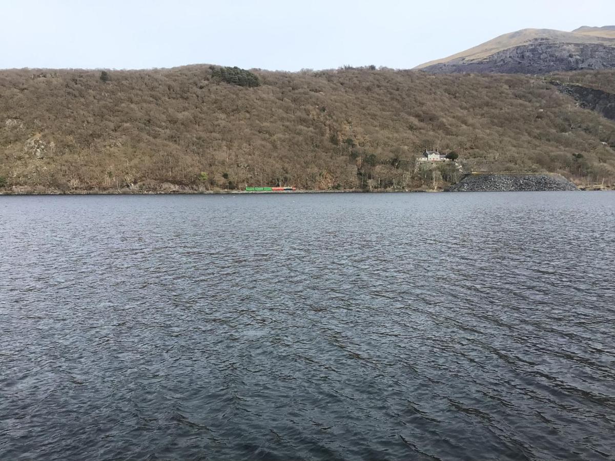 Llanberis Lodges Екстериор снимка