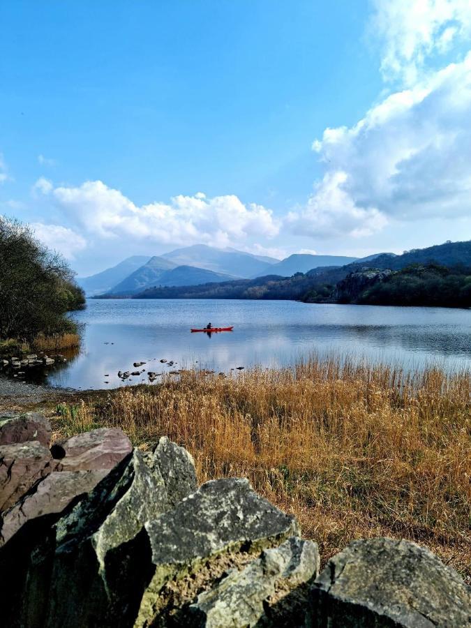 Llanberis Lodges Екстериор снимка